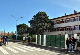 Illustration pour un article sur le suicide d'une collégienne de 12 ans