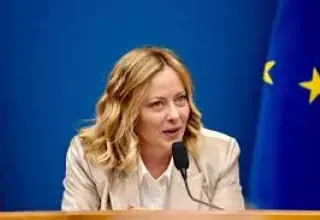 L’heure des comptes : la plainte pour complicité de génocide contre Meloni, un séisme politique et un avertissement pour l’Europe