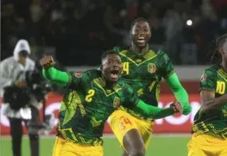 Dans un duel des Aigles riche en rebondissements, le Mali a créé la sensation en éliminant la Tunisie aux tirs au but (3-2) 