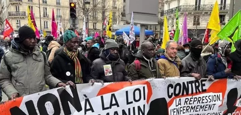 Loi sur l’immigration en France : Emmanuel Macron otage des Républicains (droite conservatrice)