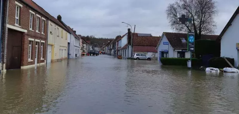 France : fortes pluies et inondations dans le Pas-de-Calais, les habitants dans le désarroi