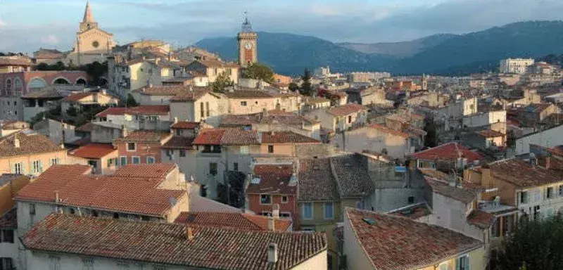 la ville d'Augbagne à une de vingtaine de km de Marseille... (DR)