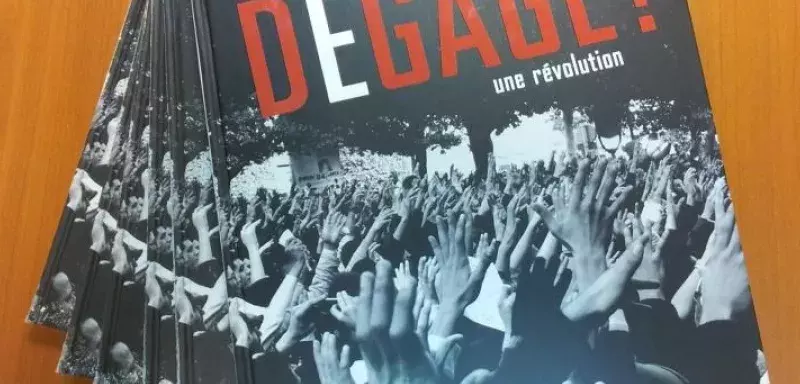 La couverture du livre, 9 Regards sur la révolution tunisienne. (DR)