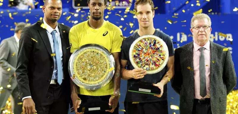 Monfils et Gasquet aux côtés des élus Joël Abati et Jean-Pierre Moure.