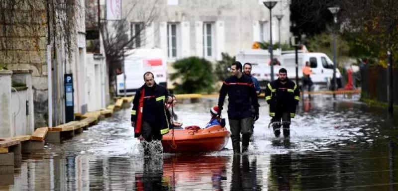 Inondations en France : la ville de Saintes dans l’attente d’une lente décrue