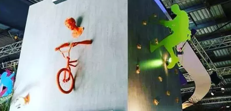 Quand Monsieur BMX a vu que son oeuvre avait inspiré l'élaboration du stand de Montpellier Méditerranée Métropole à l'insu de son plein gré, son sang n'a fait qu'un tour !