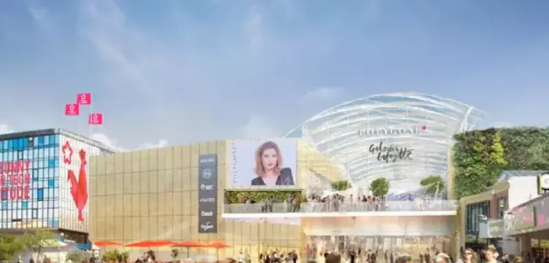  un espace ouvert sur la ville et surmonté d'une immense verrière. Une première étape vers une réhabilitation complète de l'ilôt Pagezy, avec la Ville de Montpellier. (© TVSUD)