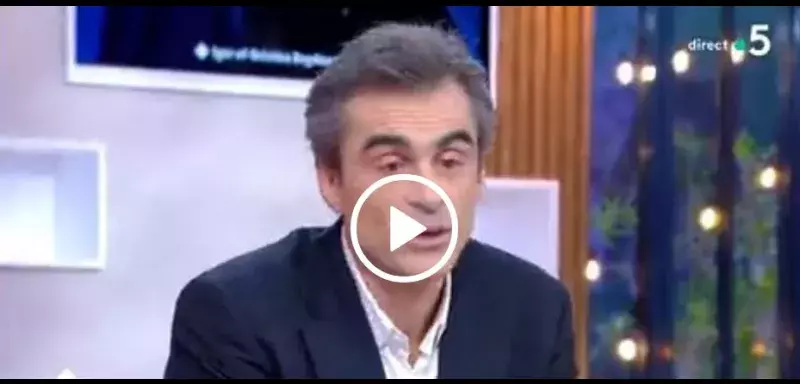 Raphaël Enthoven incrimine Didier Raoult sur le plateau de C à vous (Photo : DR)