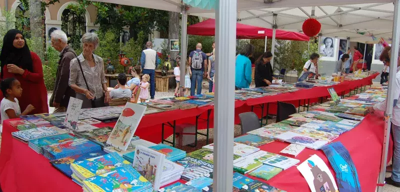 Le Salon du Livre de la Jeunsse s'est tenu ce week-end des 9 et 10 juin, à la Médiathèque Mitterrand de Sète. 