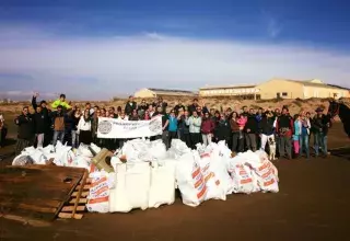 Au total, une tonne de déchets sortis de la Méditerranée par les coups de mer du mois d’octobre a été ramassée dans une ambiance conviviale par Project Rescue Ocean, ses partenaires et la grosse centaines de bénévoles présents. Au total, une tonne de déchets sortis de la Méditerranée par les coups de mer du mois d’octobre a été ramassée dans une ambiance conviviale par Project Rescue Ocean, ses partenaires et la grosse centaines de bénévoles présents.