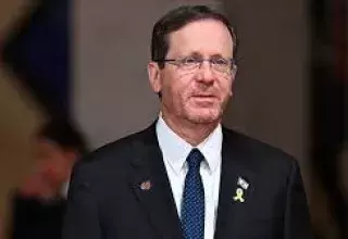au visage des peuples et des sociétés civiles européennes indignées par le carnage