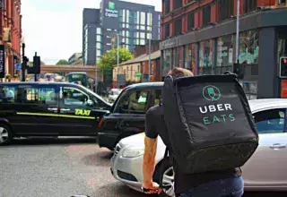 Environ 65 000 livreurs indépendants utilisent Uber Eats en France