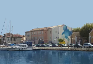 Tableau de 80 m² signé Guillaume Bottazzi dans le quartier historique de Martigues