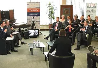Regardez la vidéo du débat organisé par TVSud avec les trois candidats encore en lice en Midi-Pyrénées-Languedoc-Roussillon, à savoir Carole Delga (PS) Louis Alliot (FN) et Dominique Reynié (LR). Regardez la vidéo du débat organisé par TVSud avec les trois candidats encore en lice en Midi-Pyrénées-Languedoc-Roussillon, à savoir Carole Delga (PS) Louis Alliot (FN) et Dominique Reynié (LR).