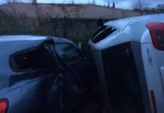 "Voitures retournées, arbres tombés dans la cour de l'école, zone industrielle dévastée", c’est la scène apocalyptique que décrit Midi Libre en vidéo ce matin à Saint-Martin-de-Londres, dans le département de l’Hérault toujours en alerte orange jusqu’à ce vendredi. 