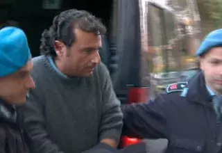 Le commandant Francesco Schettino lors de son arrestation. (DR)