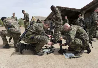 "nous avons les groupes les plus durs, les plus fanatiques, les mieux organisés, les plus déterminés et les mieux armés", a précisé le ministre français de la défense... (DR) "nous avons les groupes les plus durs, les plus fanatiques, les mieux organisés, les plus déterminés et les mieux armés", a précisé le ministre français de la défense... (Xinhua)