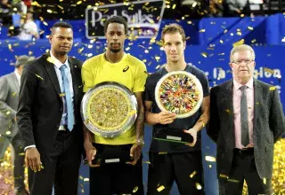 Monfils et Gasquet aux côtés des élus Joël Abati et Jean-Pierre Moure.