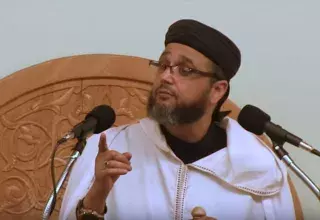 Le double langage, c’est ce qui inquiète les enquêteurs, le discours de l'imam Mohamed Khattabi pouvant apparaître tantôt républicain, tantôt radical. (Capture d'écran YouTube)