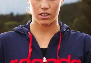 Impressionnante Lara Grangeon, aux Championnats de France de natation 25 mètres organisés à Montpellier... Impressionnante Lara Grangeon, aux Championnats de France de natation 25 mètres organisés à Montpellier...
