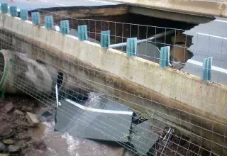 Lodève sous l’eau, pendant ou après, les images sont impressionnantes ! Voici le Top 10 des photos et vidéos de la catastrophe. (Laetitia Dhainault/Facebook)