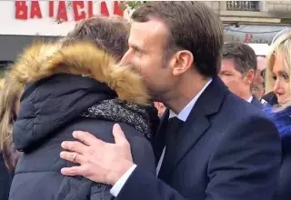 Du Stade de France au Bataclan, le président Emmanuel Macron, a rendu hommage aux victimes blessées et assassinées lors des attentats du 13 novembre 2015. (Capture d'écran Emmanuel Macron/Facebook)