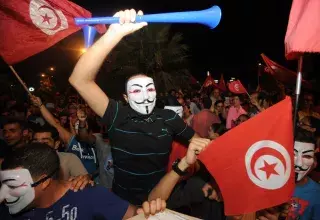 Ennahda fait un premier signe envers l’opposition, en se déclarant favorable à “un gouvernement d’union nationale”. (D R)