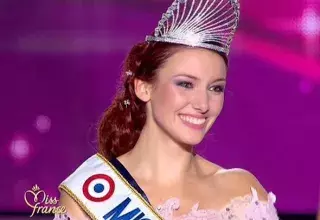 Delphine Wespiser, miss France 2012, ainsi que cinq miss régionales françaises sont à Djerba pour faire la promotion du tourisme tunisien. (D R)  