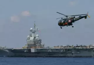 Le porte-avions français n'aurait pas porté assistance aux migrants en péril. (DR) Le porte-avions français n'aurait pas porté assistance aux migrants en péril. (DR)