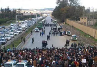 les patriotes face aux unités de police... (DR)