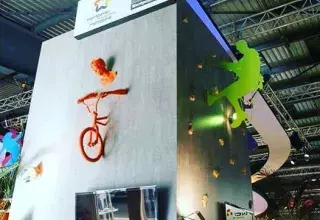 Quand Monsieur BMX a vu que son oeuvre avait inspiré l'élaboration du stand de Montpellier Méditerranée Métropole à l'insu de son plein gré, son sang n'a fait qu'un tour !