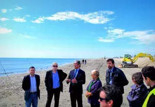 Vidéo : le Président François Commeinhes nous présente le nouveau lido de Frontignan avec Francis Veaute, Gérard Arnal, Loïc Linares et Claudine Loste. ( © N.E)