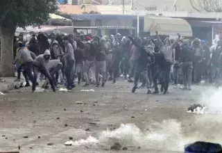 Tunisie : affrontements entre les migrants subsahariens et les forces de police