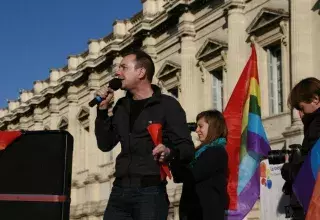 Montpelliérain, Vincent Autain s'est mobilisé depuis des années contre l'homophobie. Il sera sans doute l'un des premiers homosexuels à dire ''oui'' dans un hôtel de Ville. (© Mam'zailes F) 